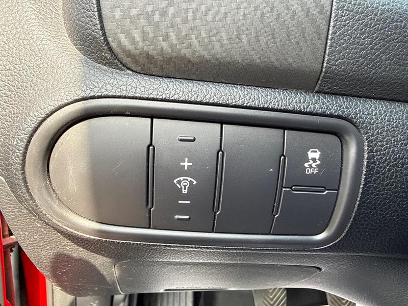 kia Forte 2015 - 24
