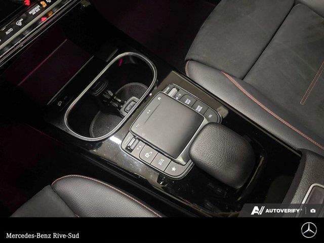 mercedes-benz A 2022 - 17