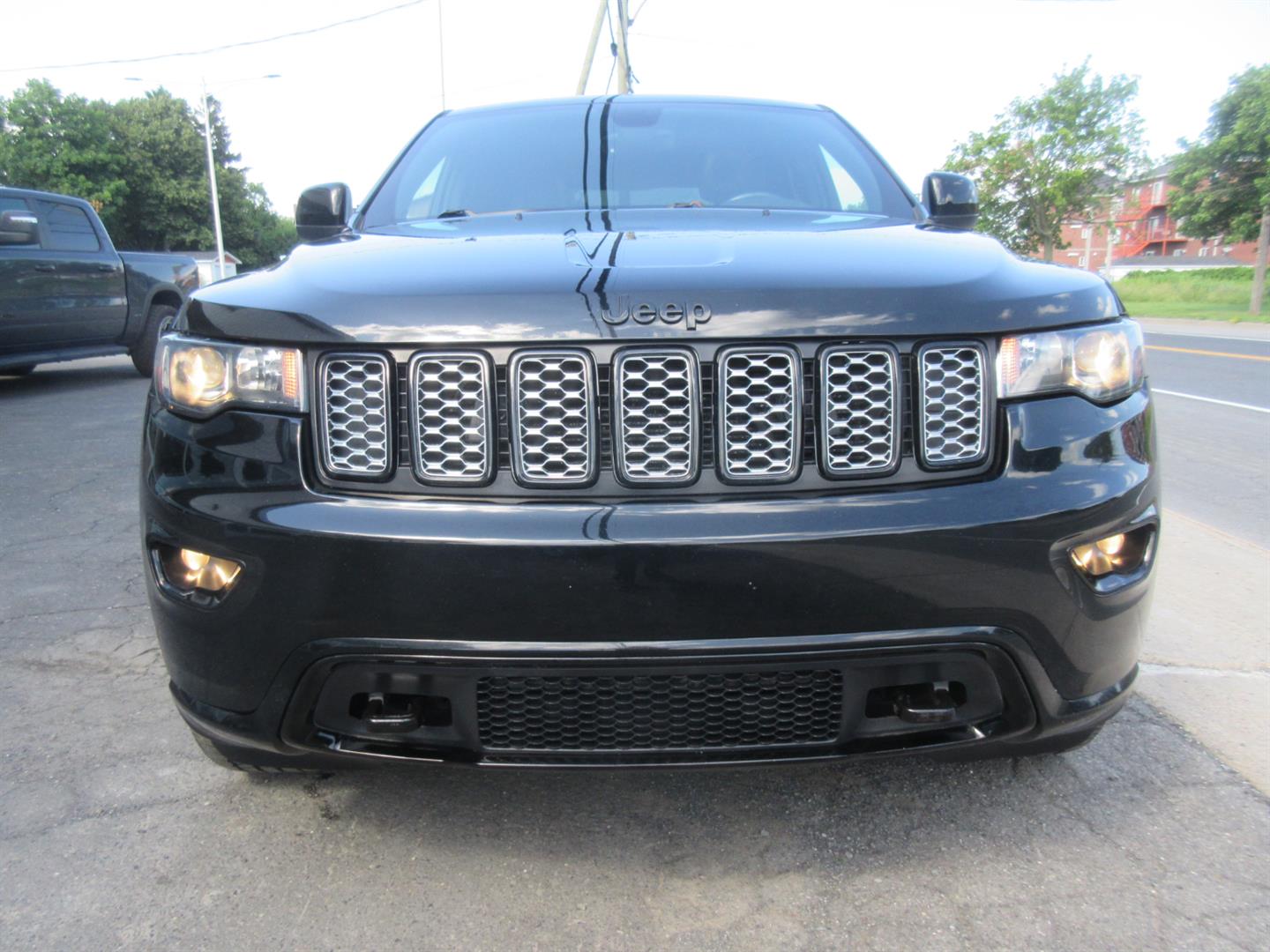 jeep Grand Cherokee 2018 - 16