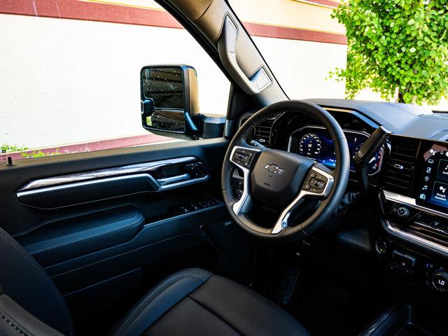 chevrolet Silverado 3500HD 2026 - 35