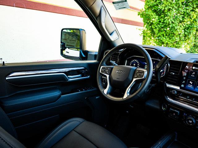 chevrolet Silverado 3500HD 2026 - 35