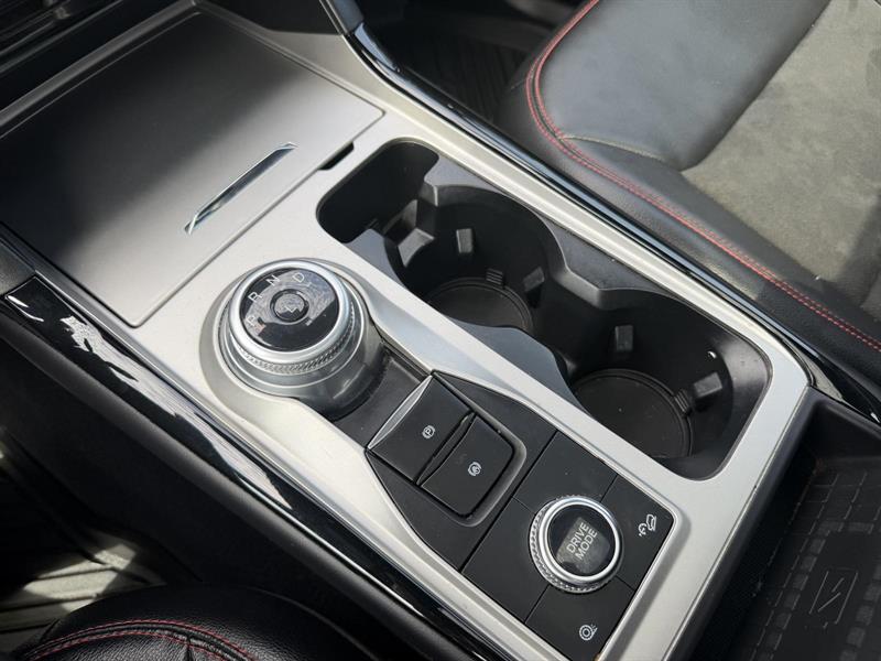 ford Explorer 2023 - 17