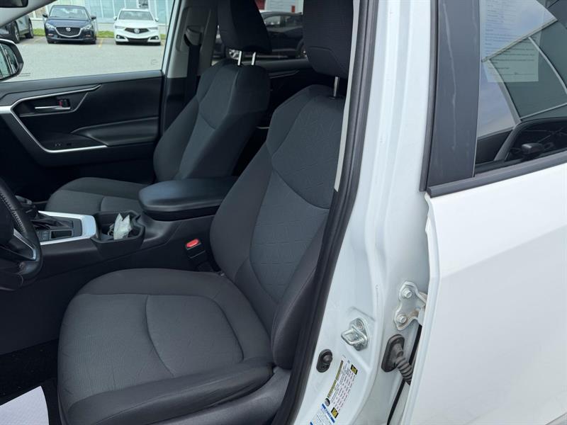 toyota RAV4 2019 - 14