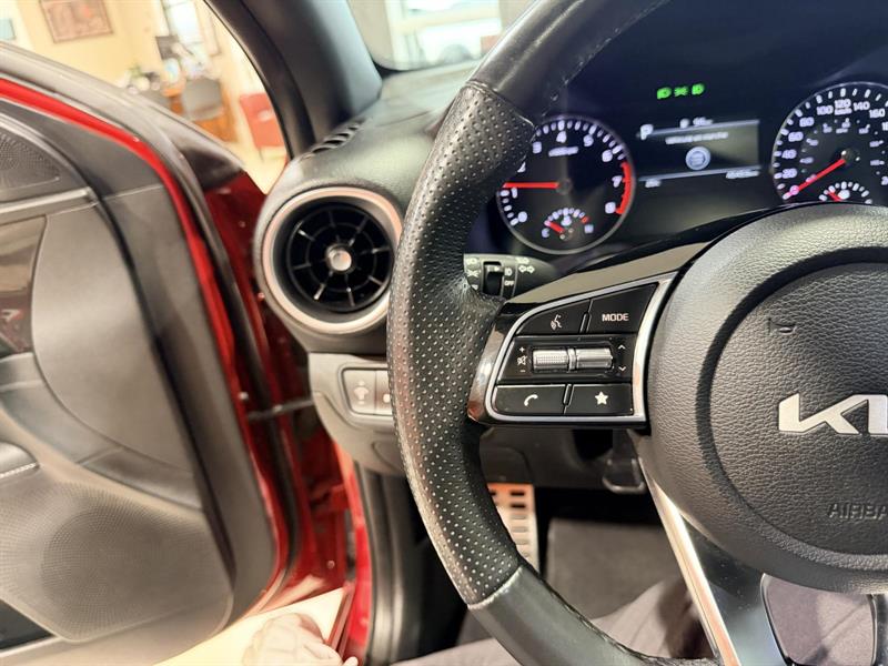 kia Forte 2023 - 17