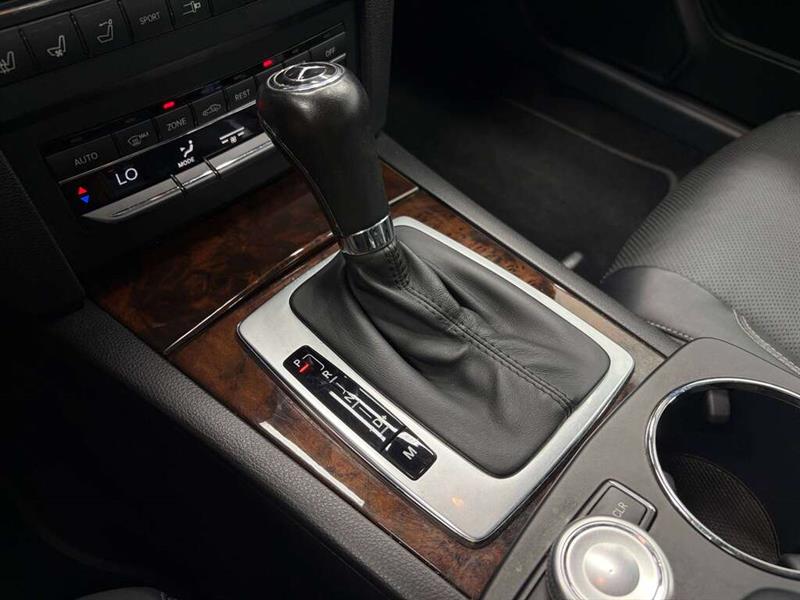 mercedes-benz E Class 2011 - 29