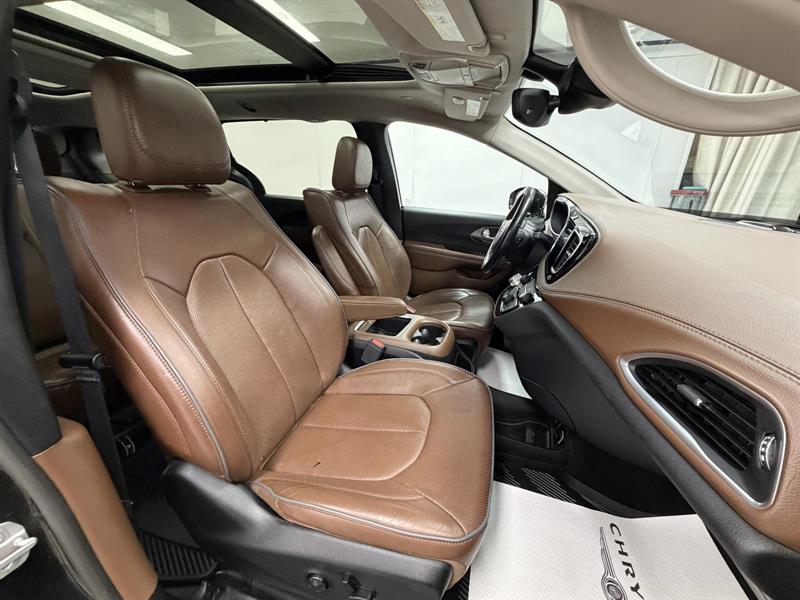 chrysler Pacifica 2019 - 17
