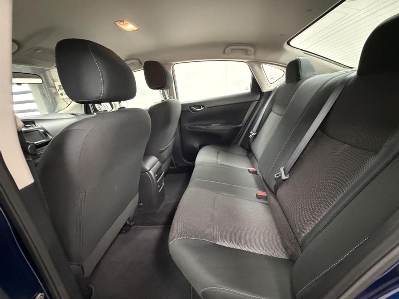 nissan Sentra 2019 - 9