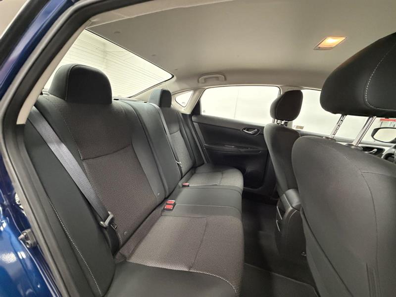 nissan Sentra 2019 - 10