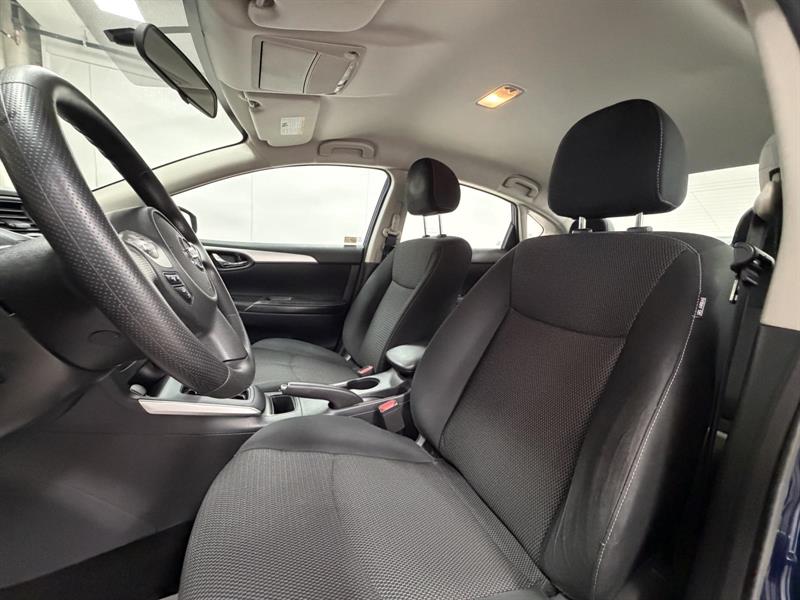 nissan Sentra 2019 - 13