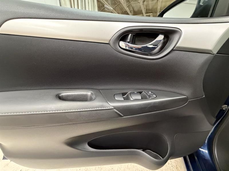 nissan Sentra 2019 - 18
