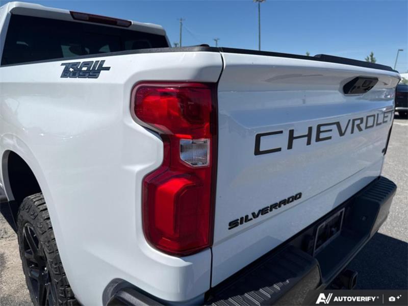 chevrolet Silverado 1500 2025 - 14