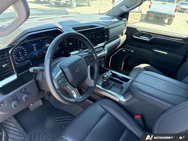 chevrolet Silverado 1500 2025 - 16
