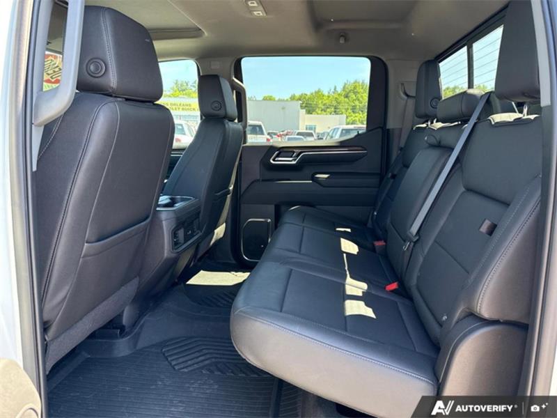 chevrolet Silverado 1500 2025 - 26