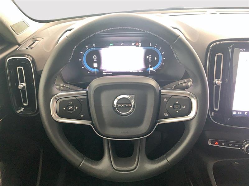 volvo XC40 2025 - 12