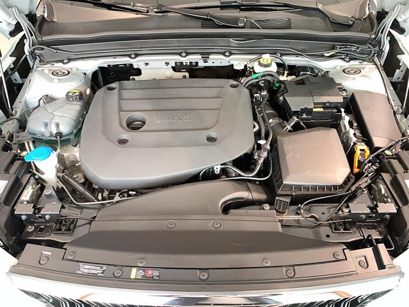 volvo XC40 2025 - 18