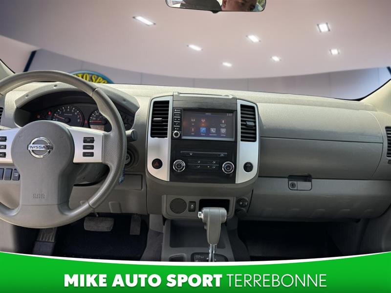 nissan Frontier 2019 - 9