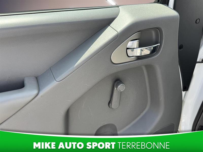 nissan Frontier 2019 - 15