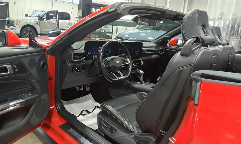 ford Mustang 2025 - 22