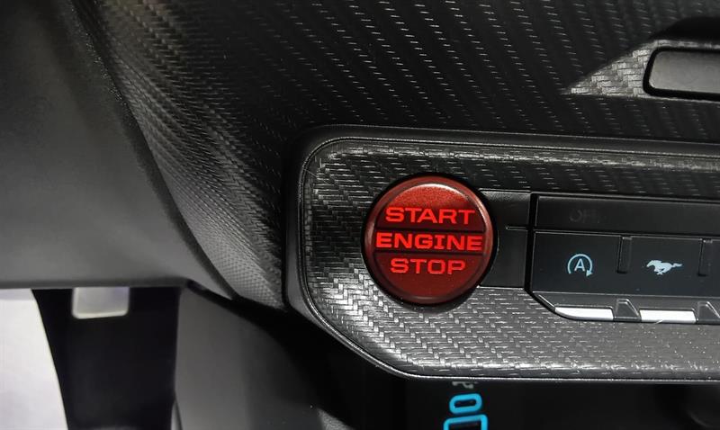 ford Mustang 2025 - 27