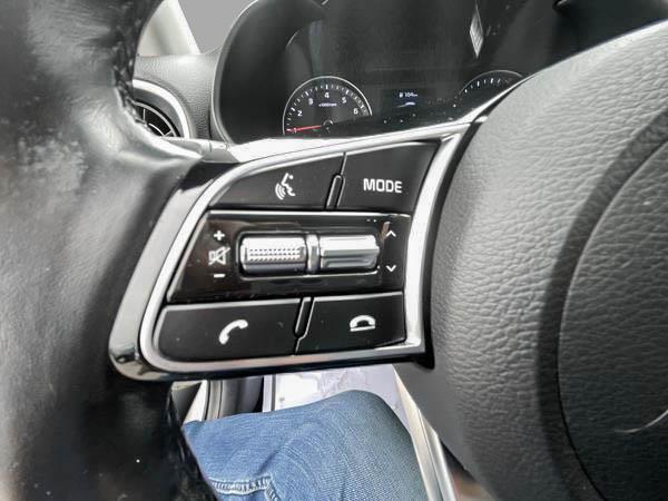 kia Forte 2020 - 12