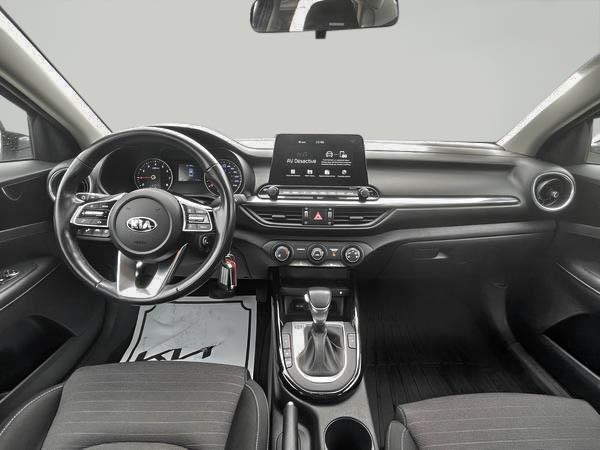 kia Forte 2020 - 15