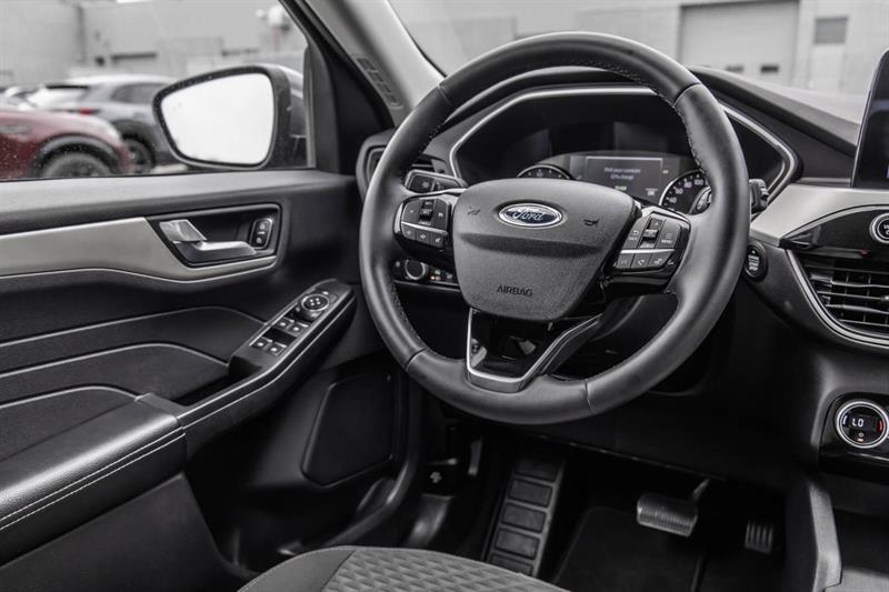 ford Escape 2021 - 29