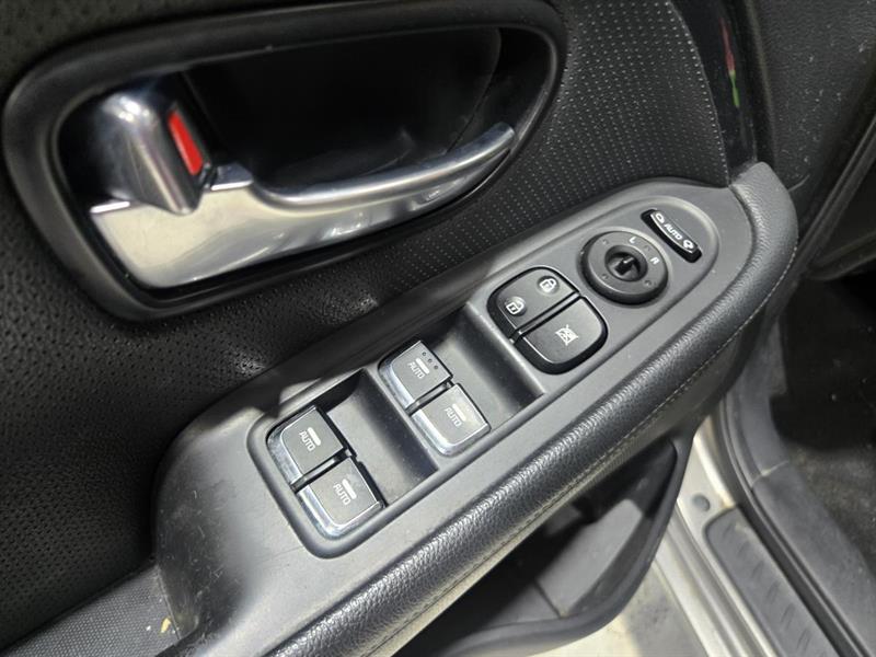 kia Rondo 2014 - 9