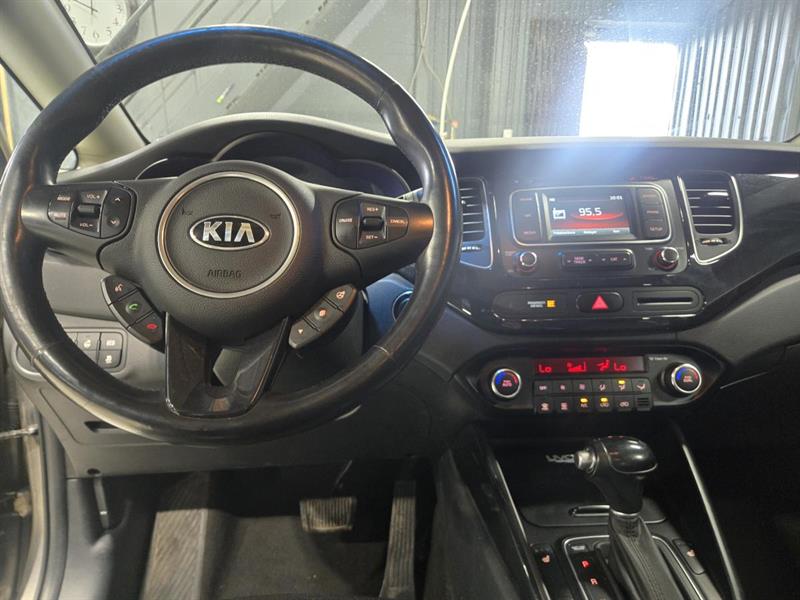 kia Rondo 2014 - 12