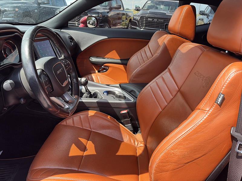 dodge Challenger SRT 2017 - 7