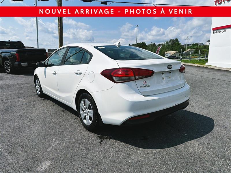 kia Forte 2017 - 12