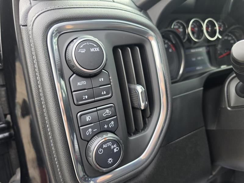 chevrolet Silverado 1500 2021 - 17