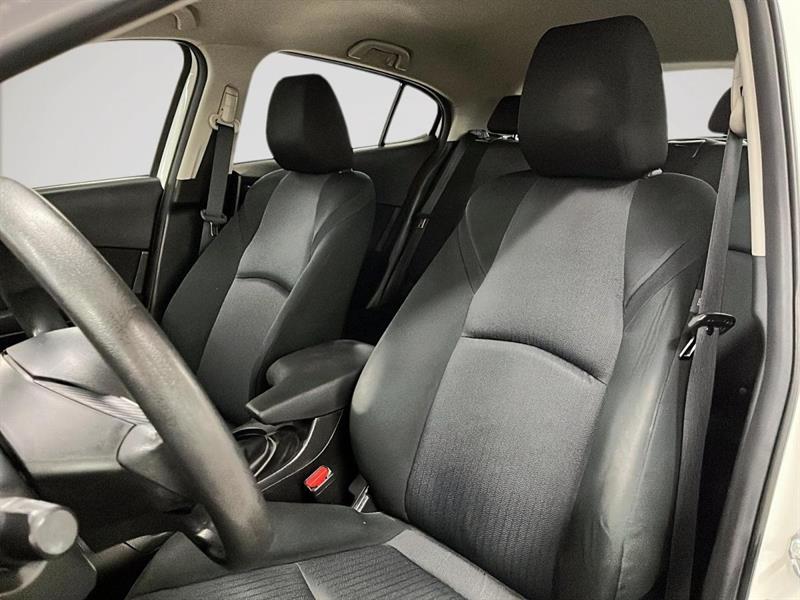 mazda Mazda3 2016 - 11