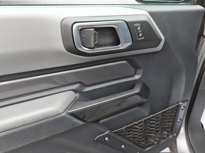ford Bronco 2022 - 12