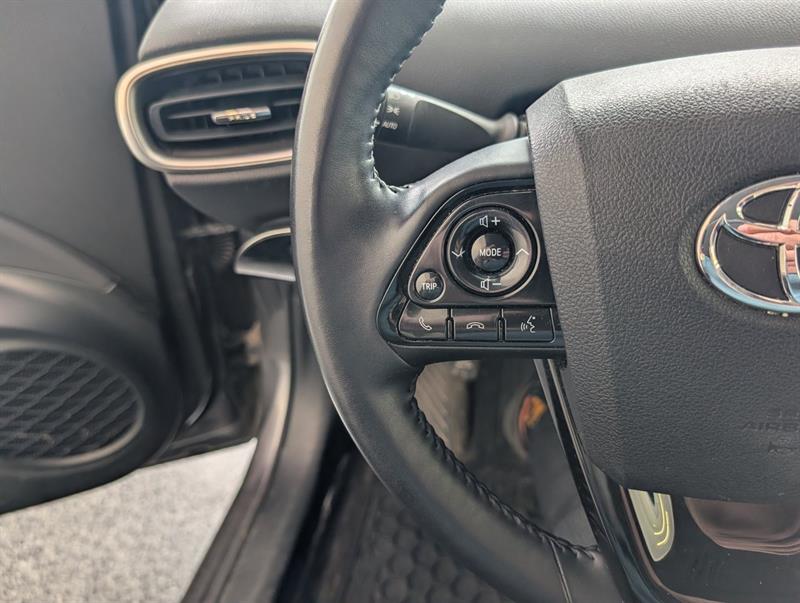 toyota Prius Prime 2022 - 16