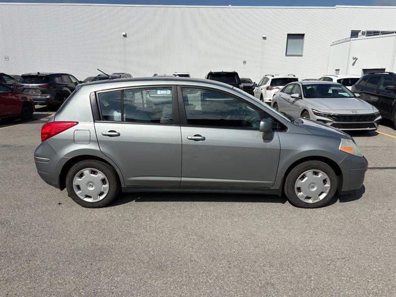 nissan Versa 2009 - 11