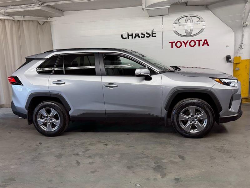 toyota RAV4 2024 - 2
