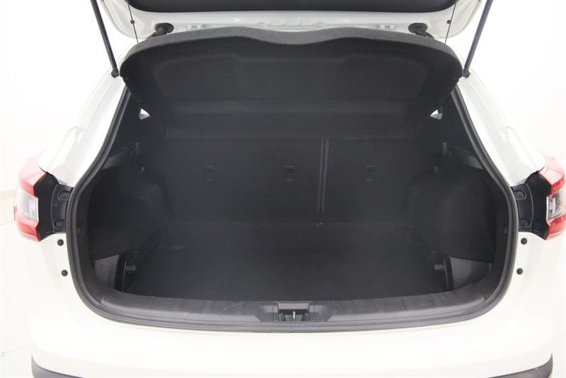 nissan Qashqai 2022 - 17