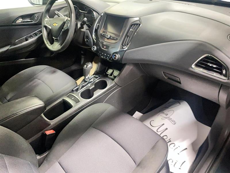 chevrolet Cruze 2018 - 21