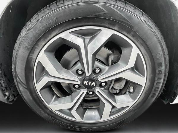 kia Forte 2020 - 8