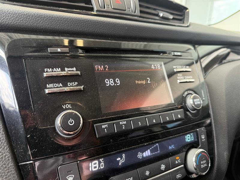 nissan Qashqai 2018 - 29