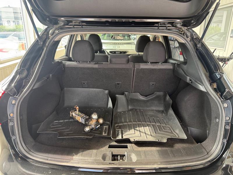nissan Qashqai 2018 - 38