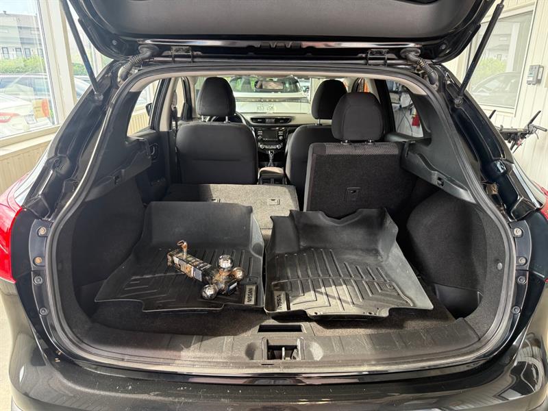nissan Qashqai 2018 - 39