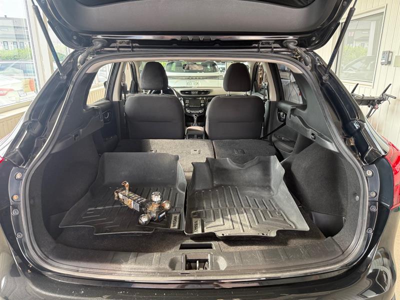 nissan Qashqai 2018 - 40