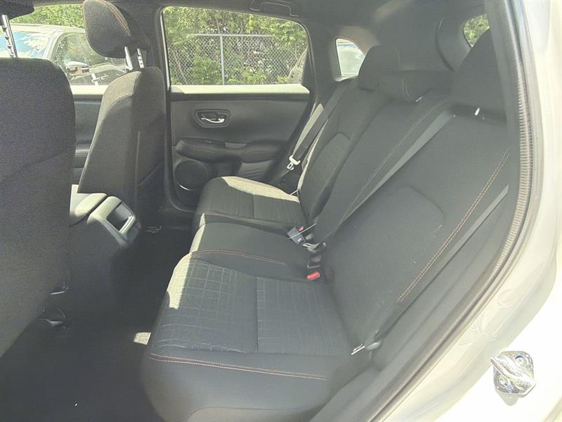 honda HR-V 2027 - 29