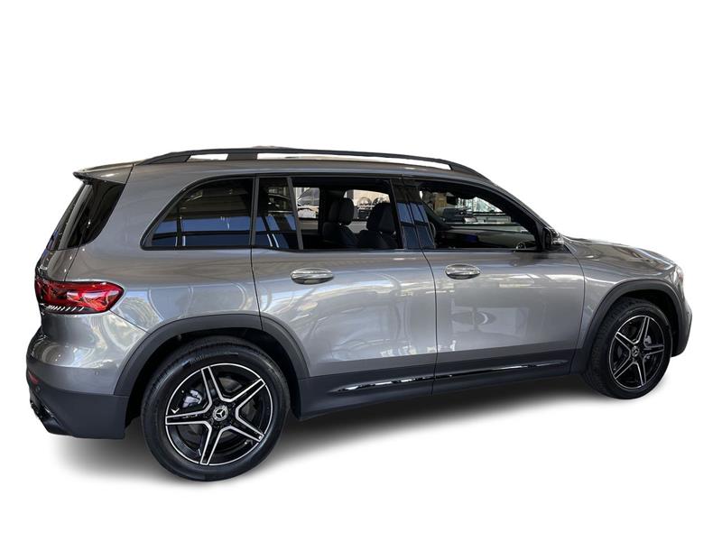 mercedes-benz GLB250 2022 - 11
