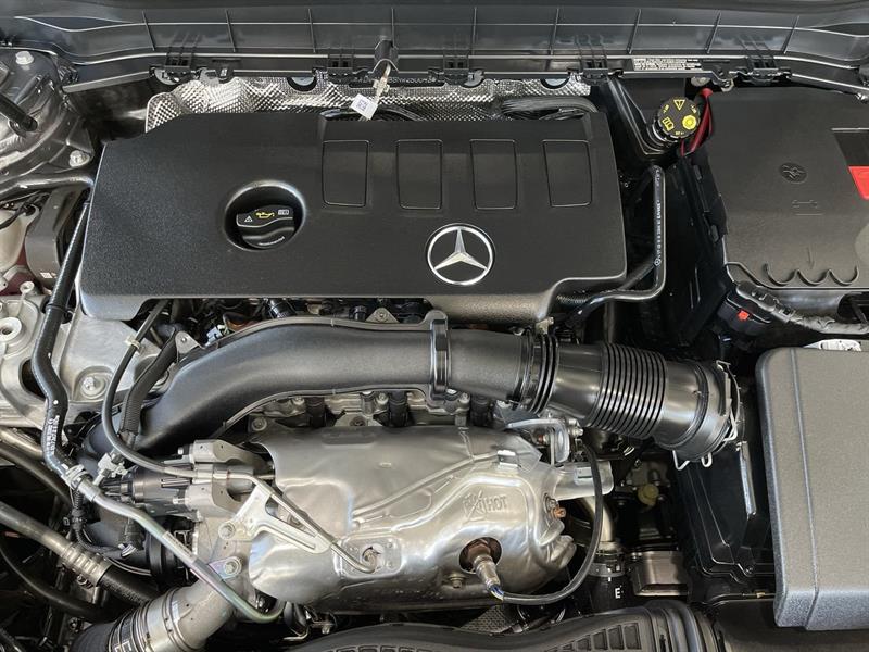 mercedes-benz GLB250 2022 - 34
