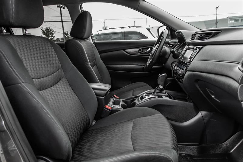 nissan Rogue 2019 - 32