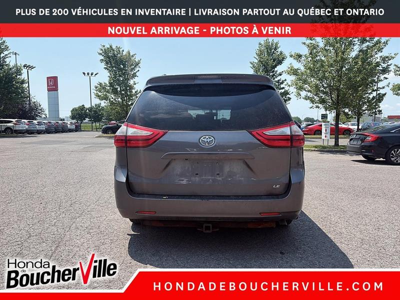 toyota Sienna 2015 - 7