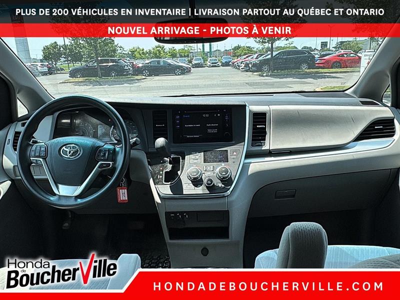 toyota Sienna 2015 - 21