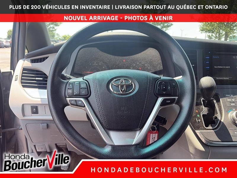 toyota Sienna 2015 - 29